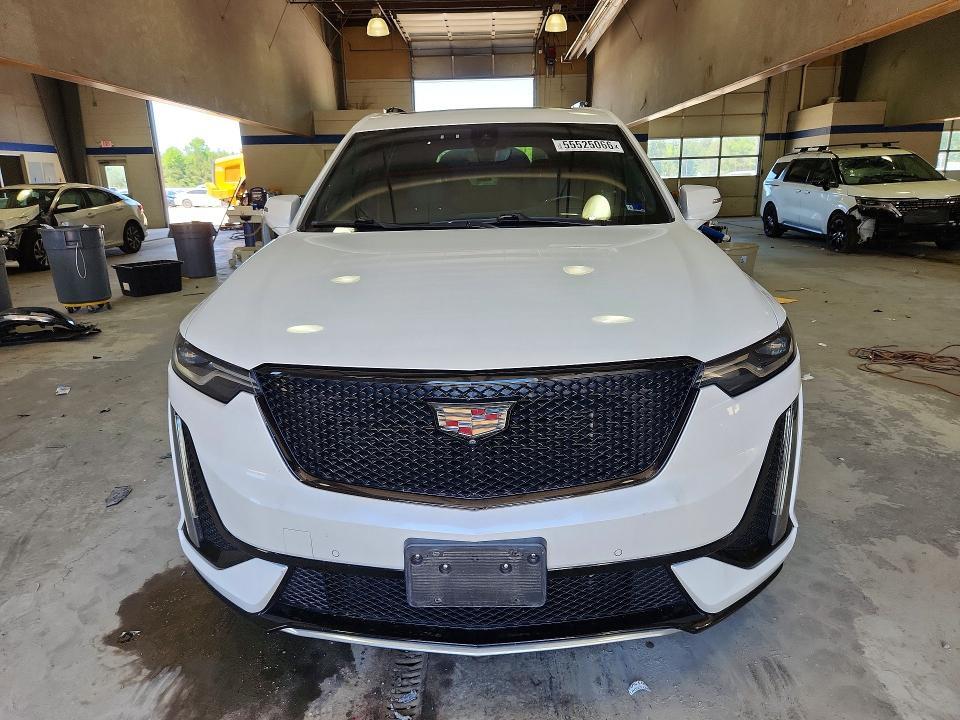 2021 CADILLAC XT6 SPORT — Фото 5 из 13