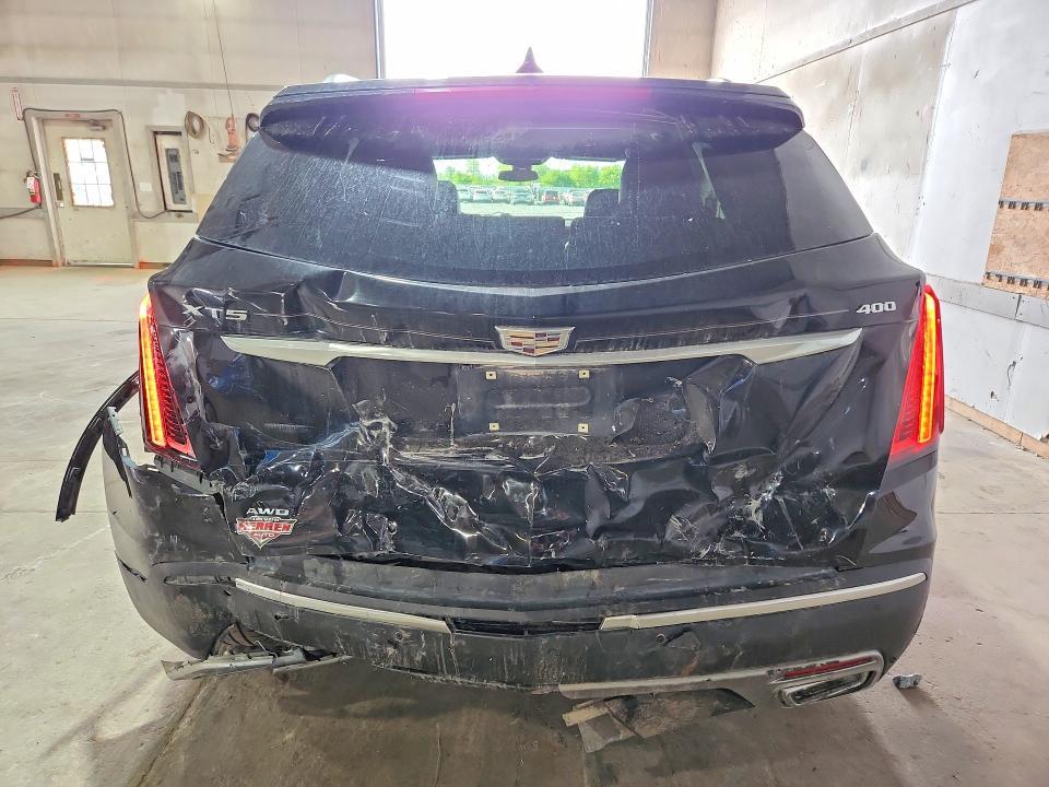 2021 CADILLAC XT5 PREMIUM LUXURY — Фото 6 из 12
