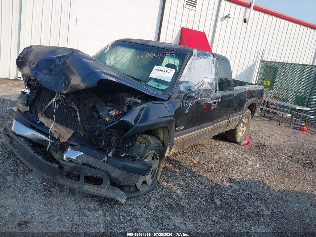 1GCEK19T0YE424103 2000 CHEVROLET SILVERADO 1500 photo no. 2
