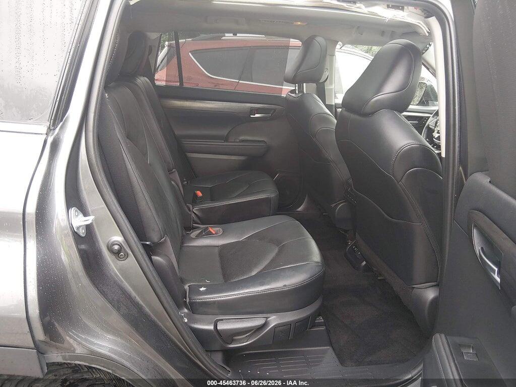 5TDFZRBH2MS135927 2021 TOYOTA HIGHLANDER photo no. 8