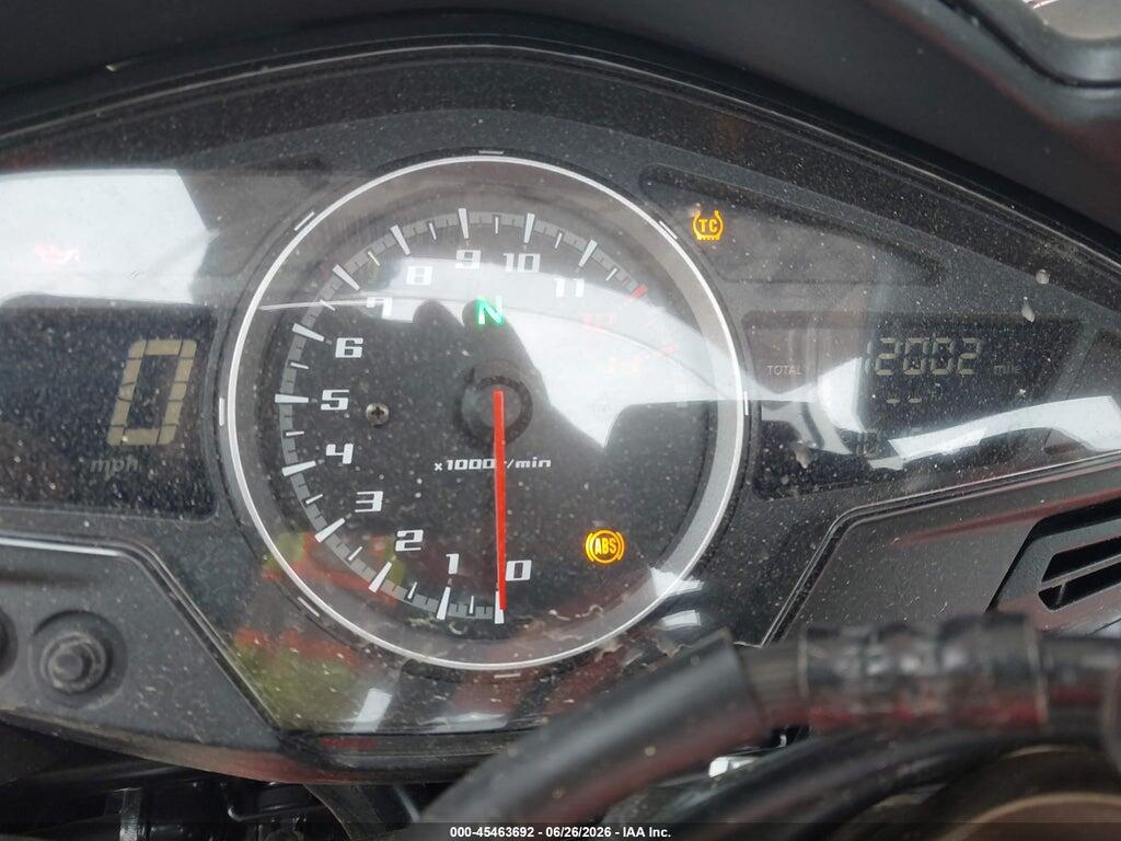 JH2RC7955EK000035 2014 HONDA VFR800 photo no. 7