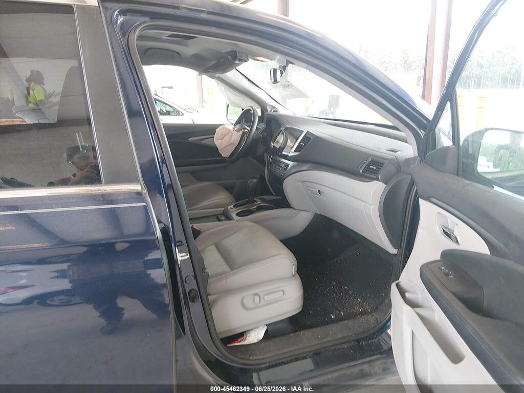 5FNYF6H50JB070492 2018 HONDA PILOT photo no. 5