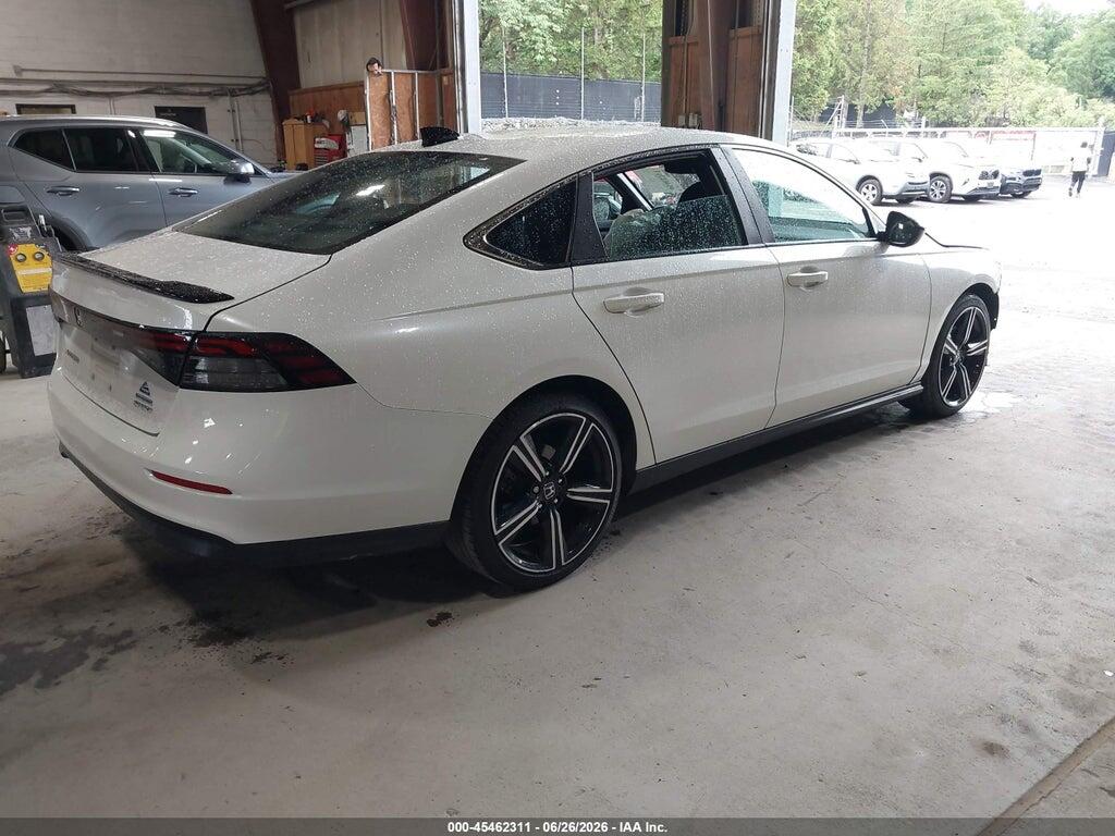 1HGCY2F55PA049446 2023 HONDA ACCORD HYBRID photo no. 4