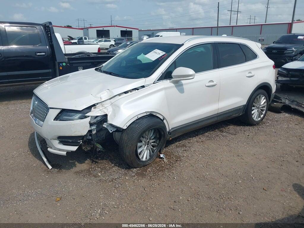 5LMCJ1C99KUL50662 2019 LINCOLN MKC photo no. 2