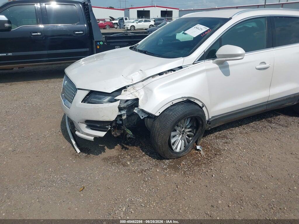 5LMCJ1C99KUL50662 2019 LINCOLN MKC photo no. 6