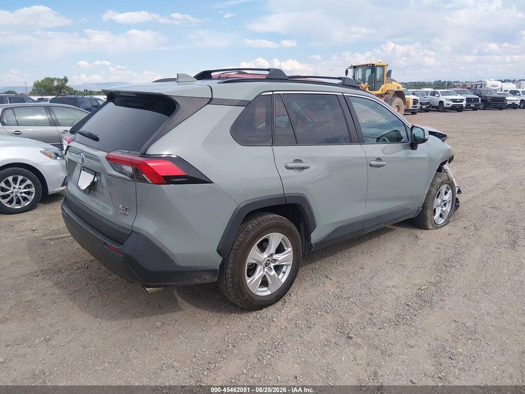 2T3P1RFVXMW212005 2021 TOYOTA RAV4 photo no. 4