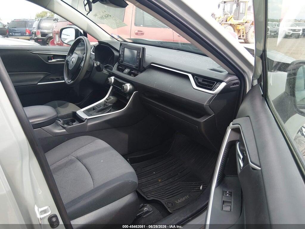2T3P1RFVXMW212005 2021 TOYOTA RAV4 photo no. 5