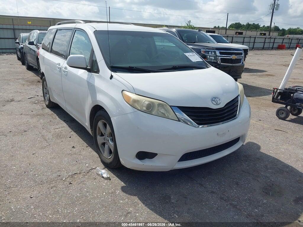 5TDKK3DC1CS223786 2012 TOYOTA SIENNA photo no. 1