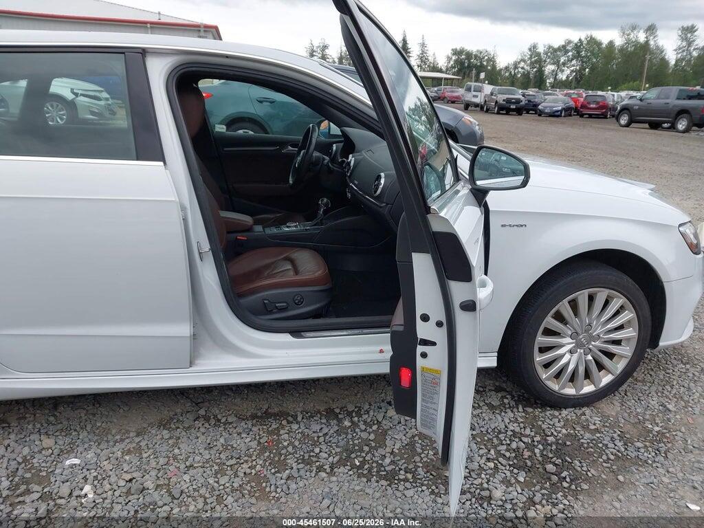 WAUTPBFF0HA058080 2017 AUDI A3 SPORTBACK E-TRON photo no. 5