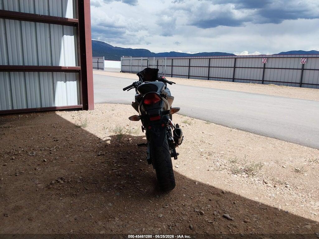 MLHNC5108F5100395 2015 HONDA CBR300 photo no. 6