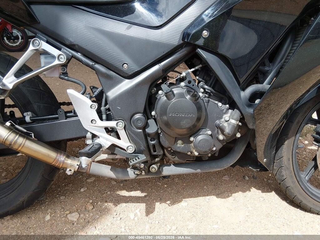 MLHNC5108F5100395 2015 HONDA CBR300 photo no. 8