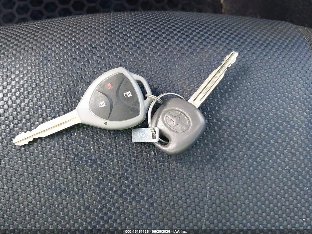 JTKDE167460075640 2006 SCION TC photo no. 11