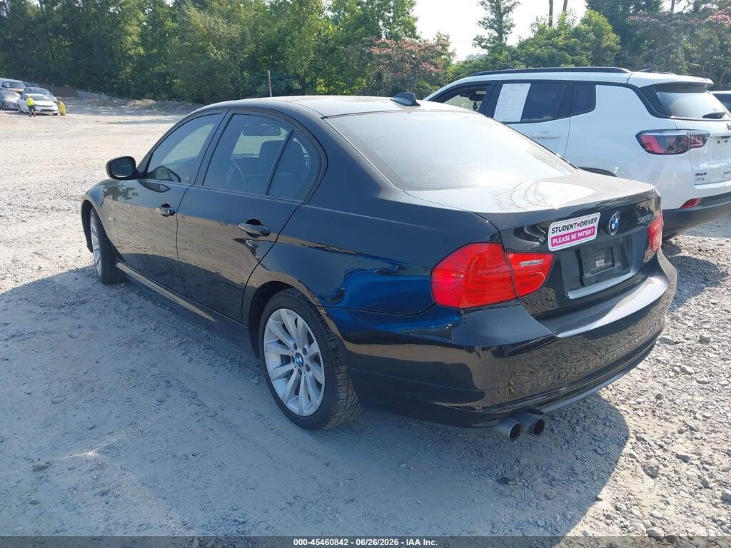 WBAPH7C57BA802501 2011 BMW 328I photo no. 3