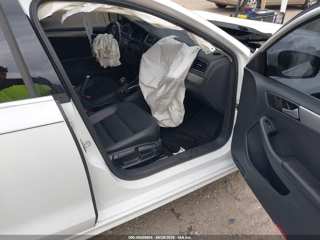 3VWDB7AJ9HM306437 2017 VOLKSWAGEN JETTA photo no. 5