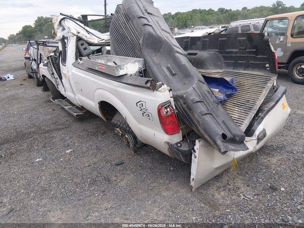 1FT7X2B60CEB10304 2012 FORD SUPER DUTY F-250 SRW photo no. 3