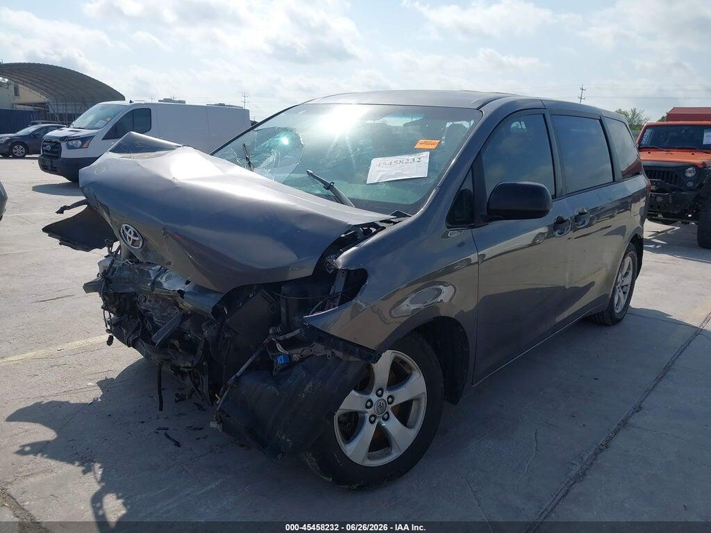 5TDZK3DC1ES443866 2014 TOYOTA SIENNA photo no. 2