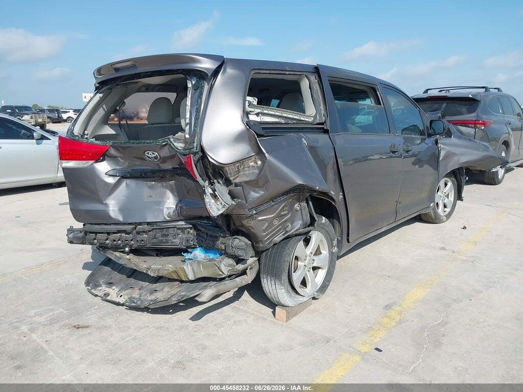 5TDZK3DC1ES443866 2014 TOYOTA SIENNA photo no. 4