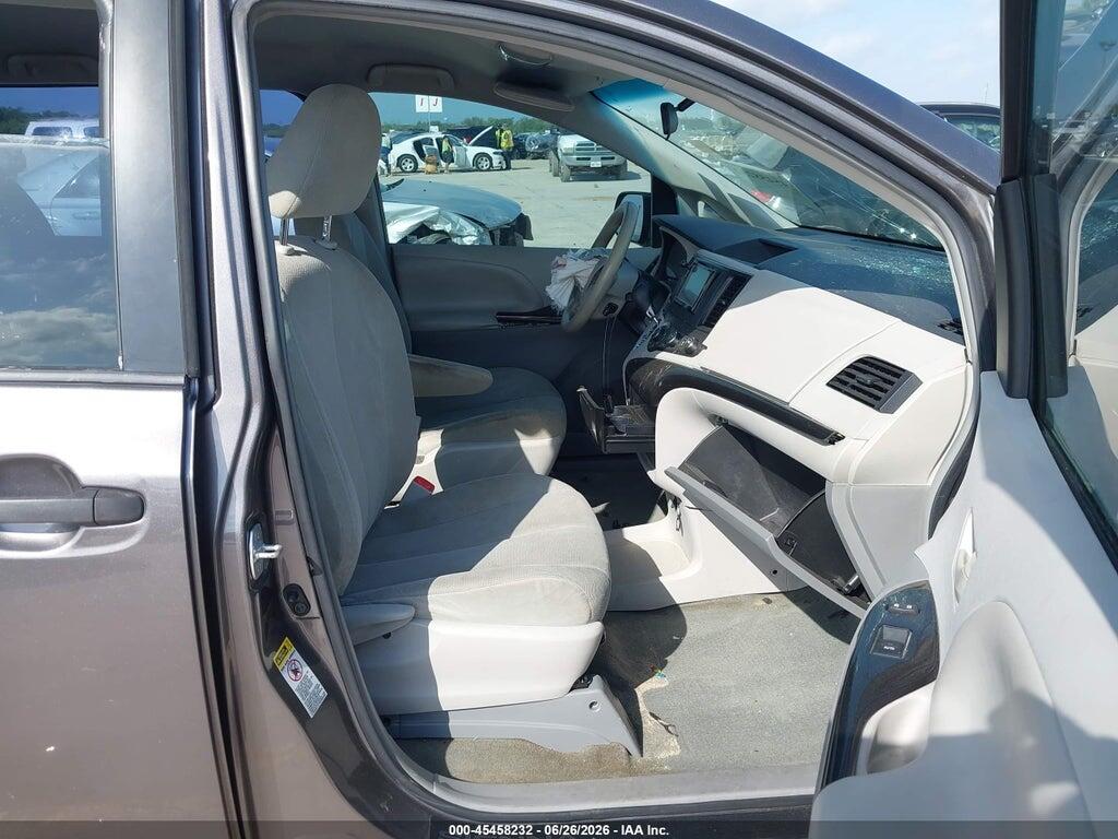 5TDZK3DC1ES443866 2014 TOYOTA SIENNA photo no. 5