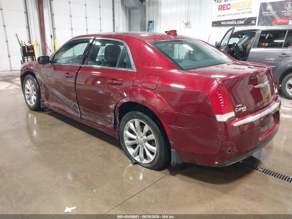 2C3CCARG4FH923424 2015 CHRYSLER 300 photo no. 3