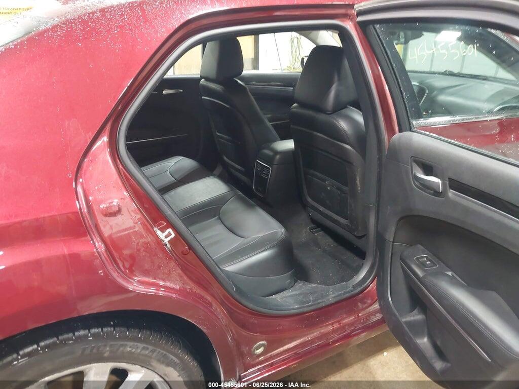 2C3CCARG4FH923424 2015 CHRYSLER 300 photo no. 8