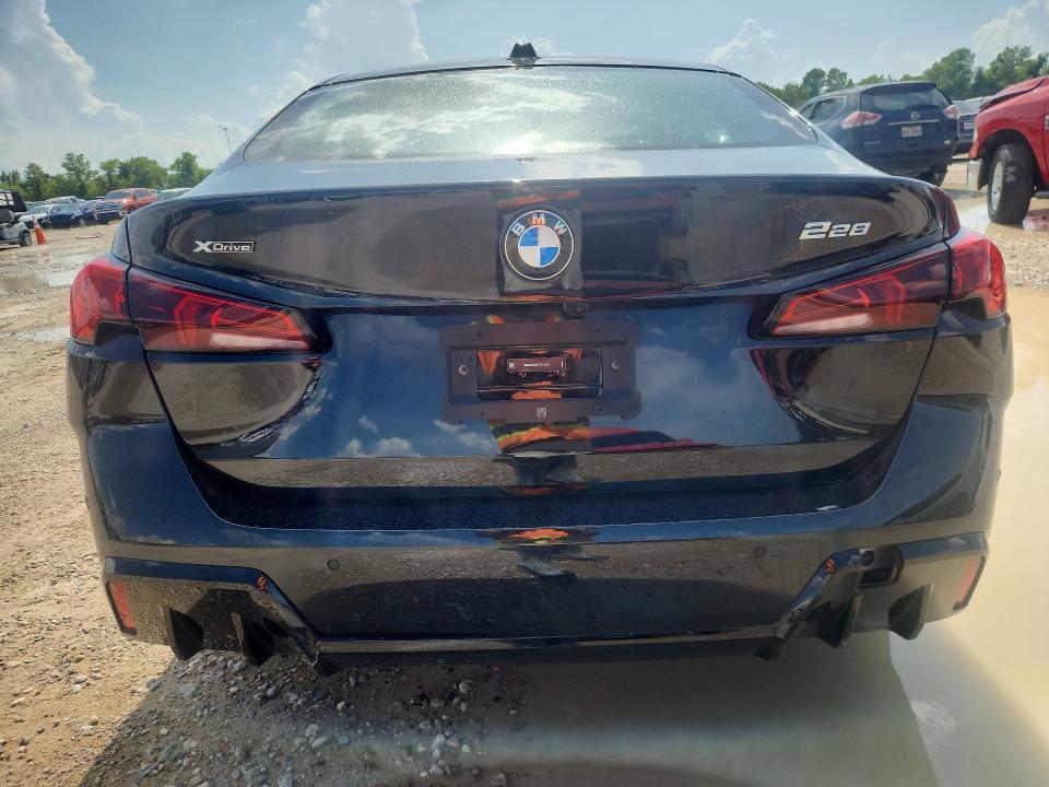 2025 BMW 228XI — Фото 6 из 12