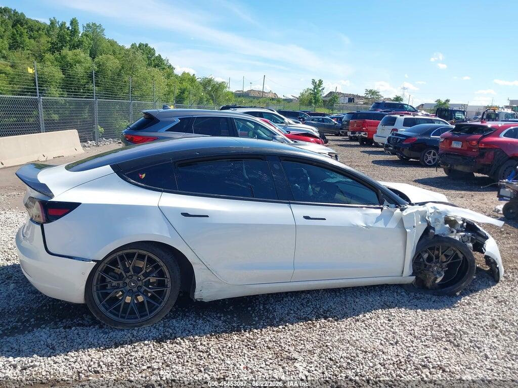 5YJ3E1EB5JF073866 2018 TESLA MODEL 3 photo no. 11