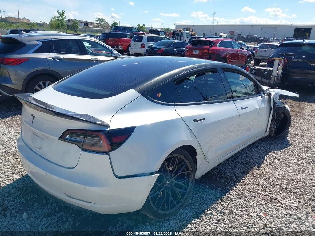 5YJ3E1EB5JF073866 2018 TESLA MODEL 3 photo no. 4