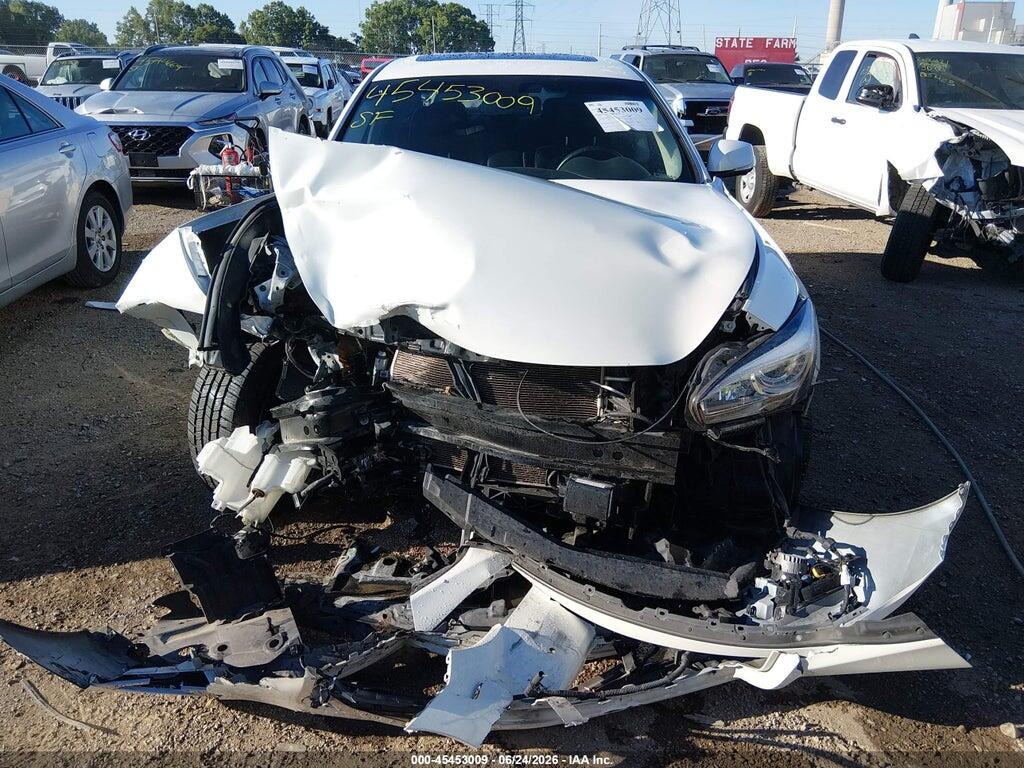 JN1BY1AR3HM770205 2017 INFINITI Q70 photo no. 12