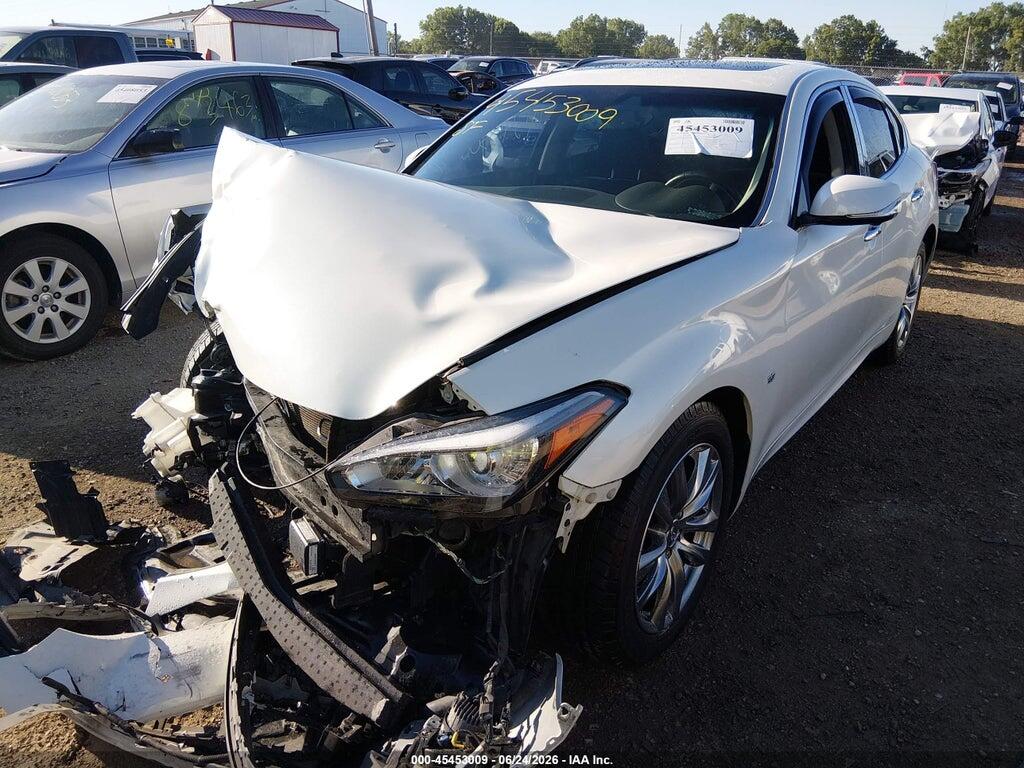 JN1BY1AR3HM770205 2017 INFINITI Q70 photo no. 2