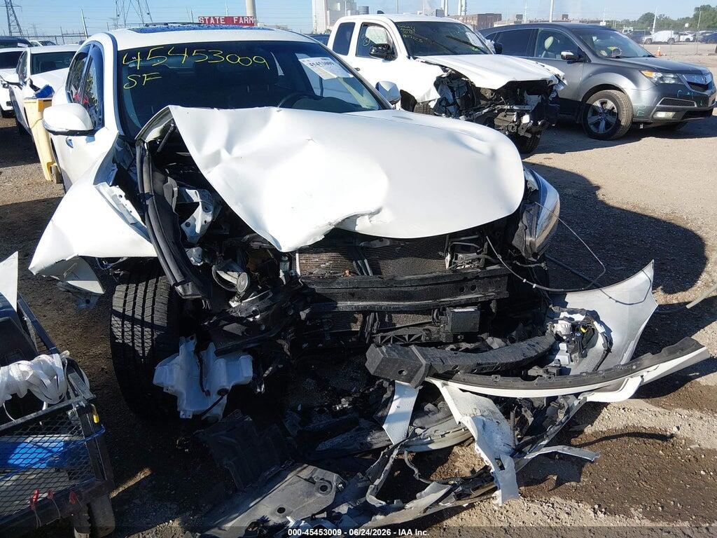 JN1BY1AR3HM770205 2017 INFINITI Q70 photo no. 6