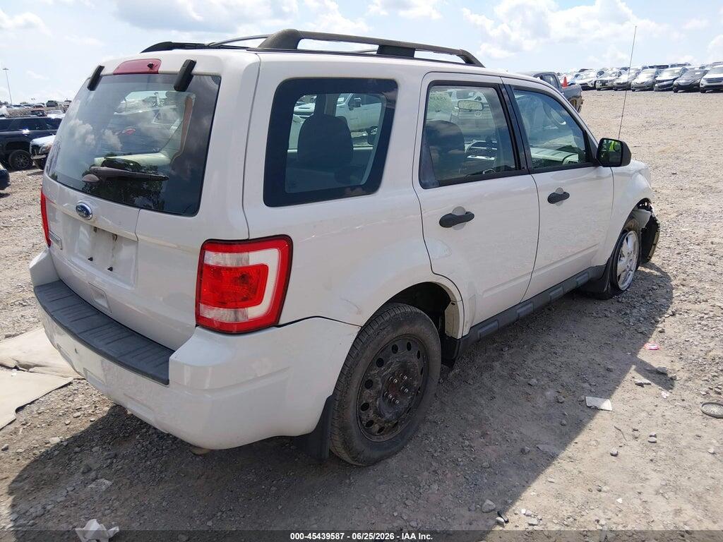 1FMCU0C73BKB70169 2011 FORD ESCAPE photo no. 4