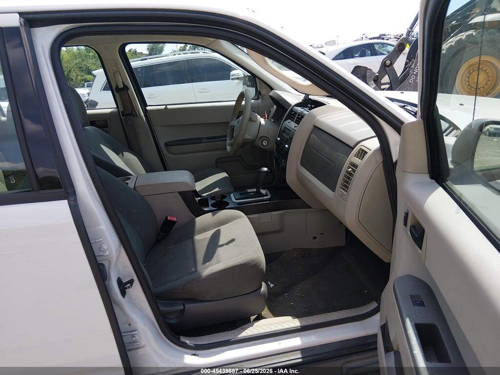 1FMCU0C73BKB70169 2011 FORD ESCAPE photo no. 5