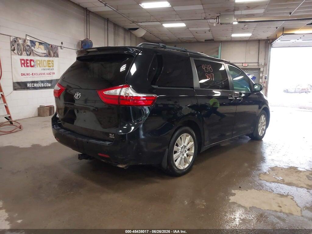 5TDDK3DC4GS129805 2016 TOYOTA SIENNA photo no. 4