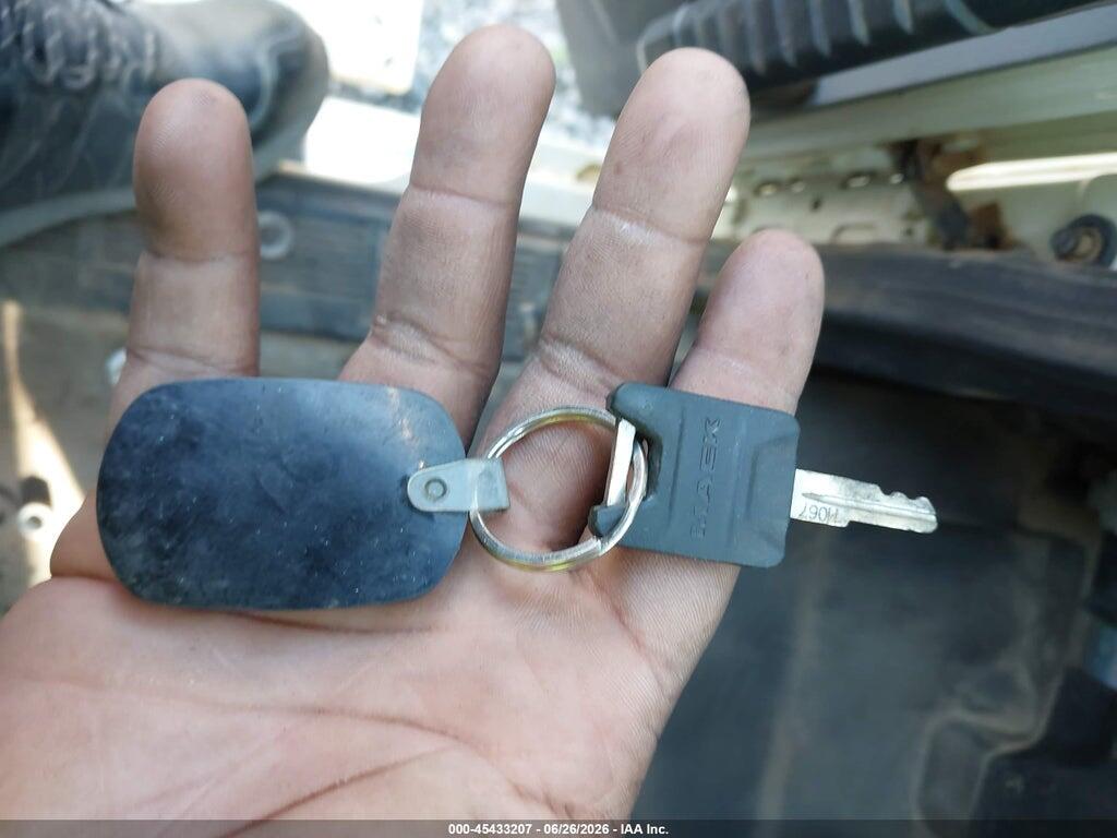 1M2GR2GC6LM019127 2020 MACK GRANITE photo no. 10