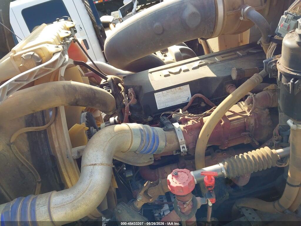 1M2GR2GC6LM019127 2020 MACK GRANITE photo no. 9