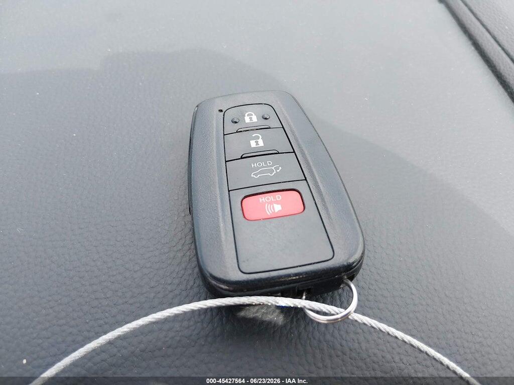 5TDGZRBH1MS092850 2021 TOYOTA HIGHLANDER photo no. 11