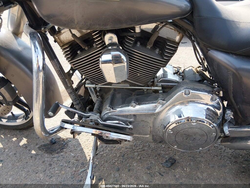 1HD1KBM14FB635408 2015 HARLEY-DAVIDSON FLHX photo no. 9