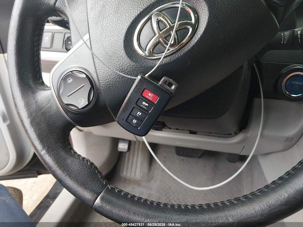 4T1BD1FK4DU083048 2013 TOYOTA CAMRY HYBRID photo no. 11