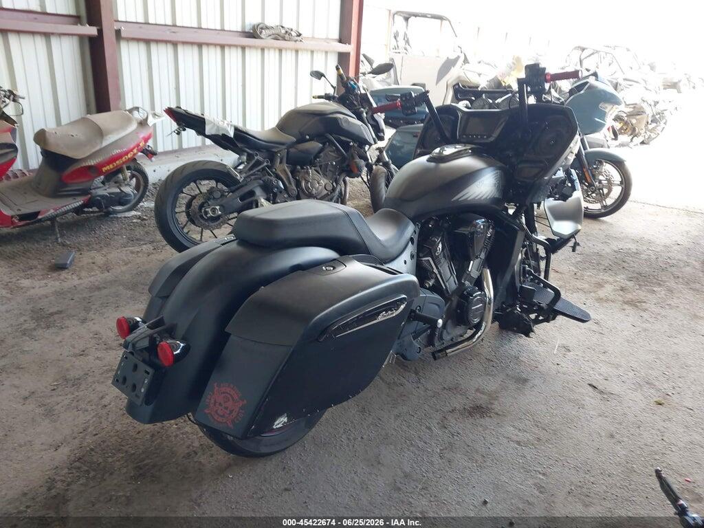 56KLCCRR9N3405944 2022 INDIAN MOTORCYCLE CO. CHALLENGER photo no. 4