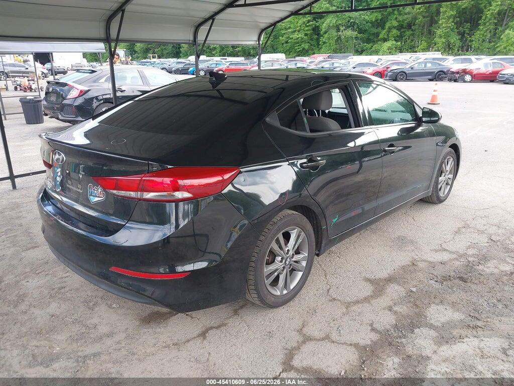 5NPD84LF2HH000808 2017 HYUNDAI ELANTRA photo no. 4