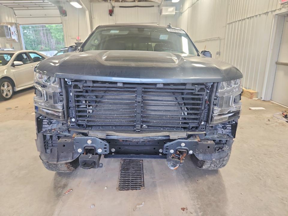 2021 CHEVROLET SILVERADO K1500 RST — Фото 5 из 13