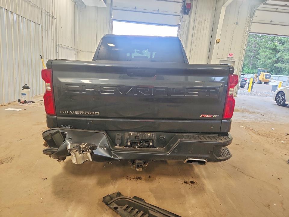 2021 CHEVROLET SILVERADO K1500 RST — Фото 6 из 13