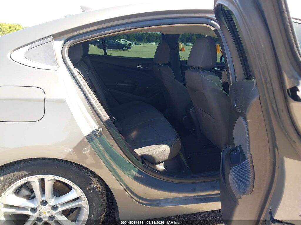 1G1BE5SM4J7245375 2018 CHEVROLET CRUZE photo no. 8