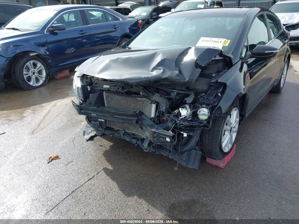 3KPFL4A74HE043862 2017 KIA FORTE photo no. 6