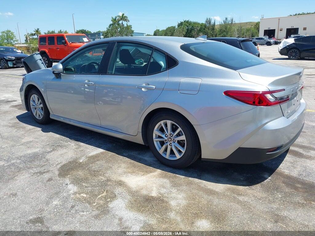 4T1DAACKXSU586134 2025 TOYOTA CAMRY photo no. 3