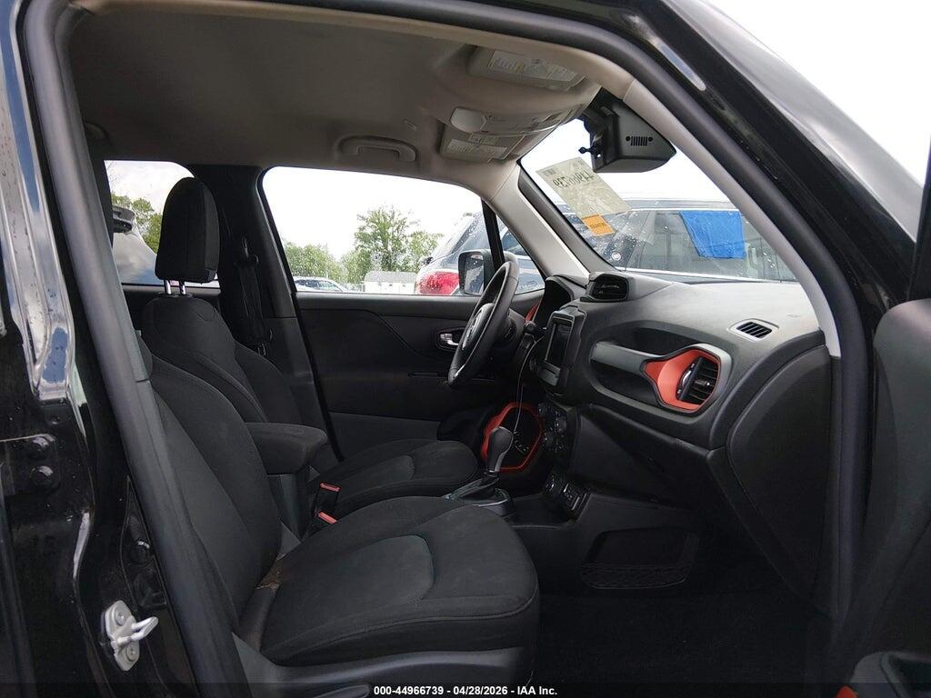 ZACNJBAB5LPL39606 2020 JEEP RENEGADE photo no. 5