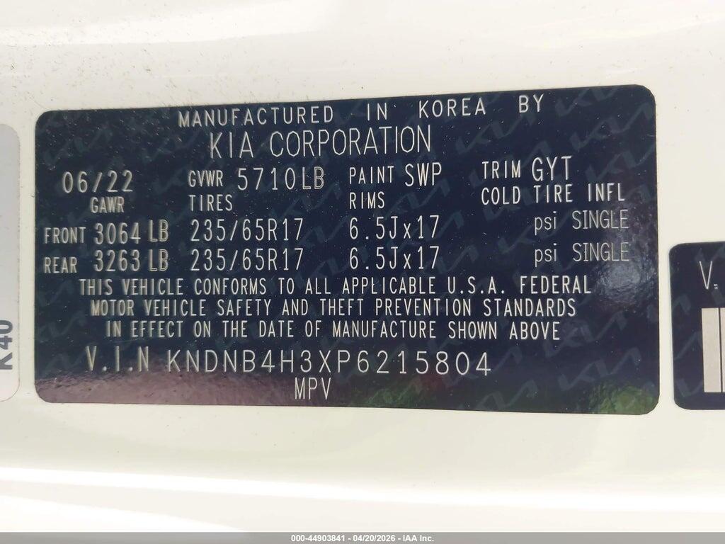 KNDNB4H3XP6215804 2023 KIA CARNIVAL MPV photo no. 9