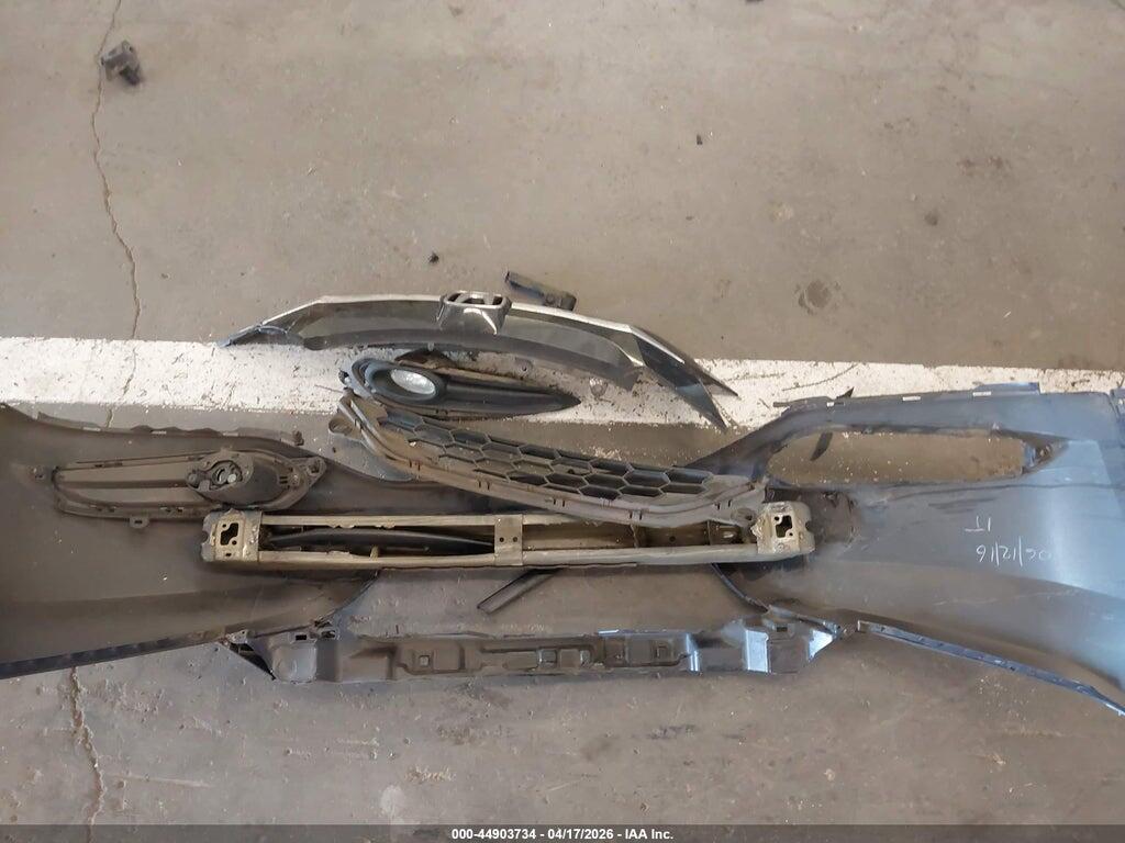 3CZRU6H74HM710084 2017 HONDA HR-V photo no. 12