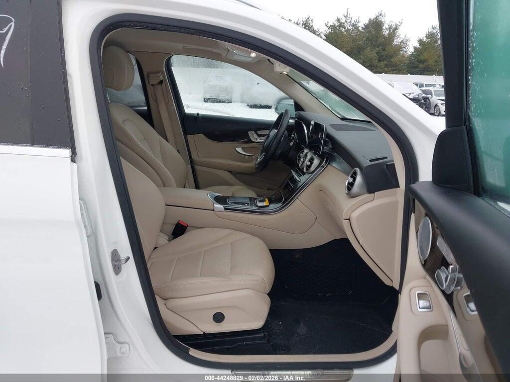 W1N0G5DB3LF776038 2020 MERCEDES-BENZ GLC 350E photo no. 5