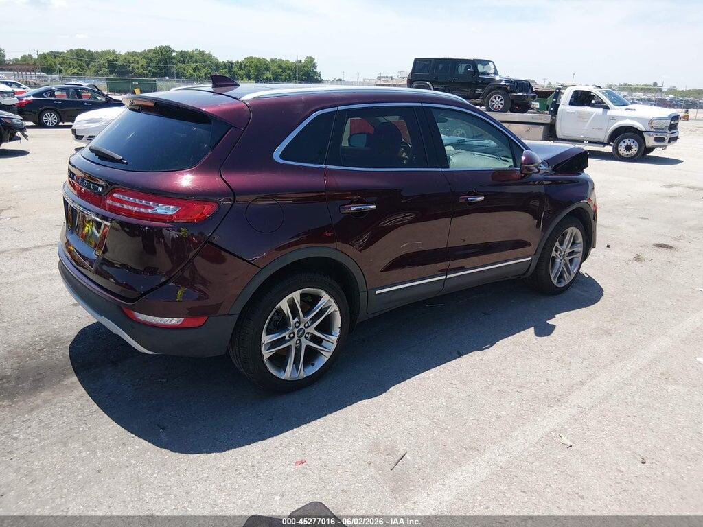 5LMCJ3D9XKUL38210 2019 LINCOLN MKC photo no. 4
